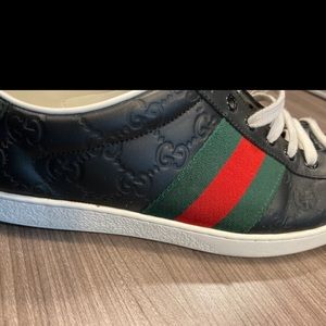 Gucci shoes